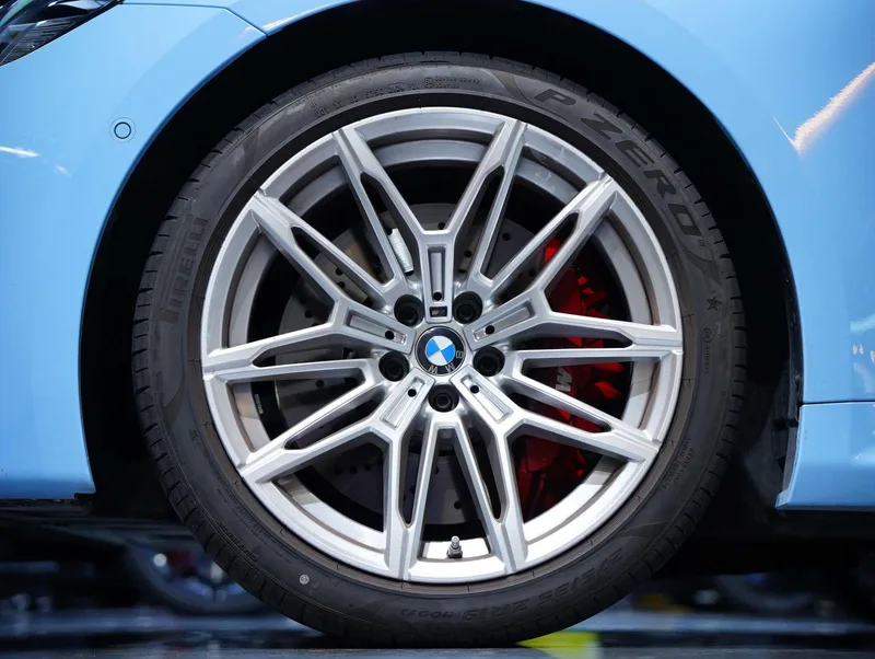 BMW M2 2024 M2 Купе экстерьер фото 3 BMW M2 2024 M2 Купе экстерьер фото 3