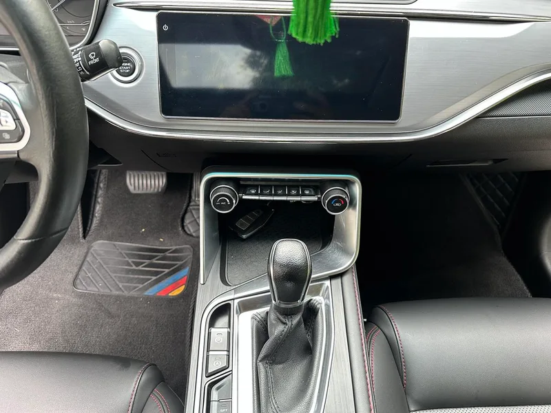 Geely Binrui 2020 Restyling 1.4T CVT Asian Games edition interior photo 15 Geely Binrui 2020 Restyling 1.4T CVT Asian Games edition interior photo 15