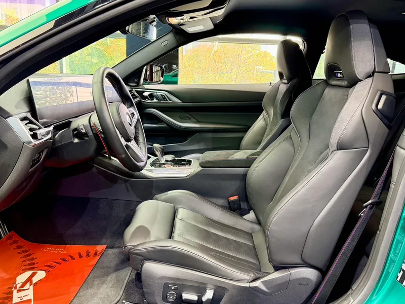 BMW M4 2023 M4 Coupe Thunder Edition interior photo 8 BMW M4 2023 M4 Coupe Thunder Edition interior photo 8