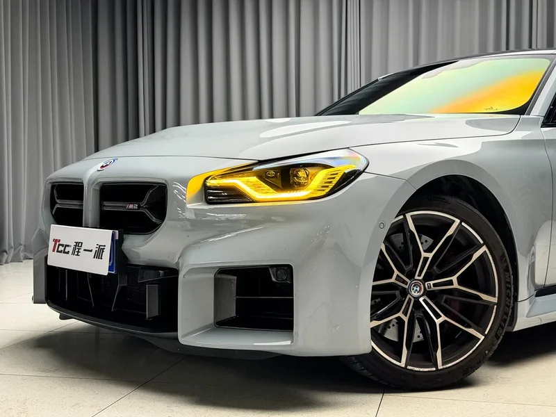 BMW M2 2023 M2 Coupé intérieur photo 13 BMW M2 2023 M2 Coupé intérieur photo 13