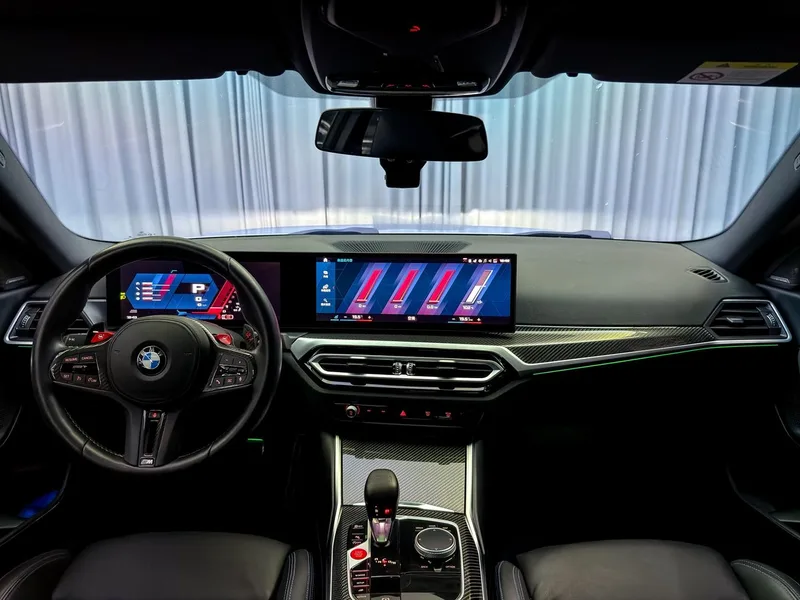 BMW M2 2023 M2 Coupé intérieur photo 14 BMW M2 2023 M2 Coupé intérieur photo 14