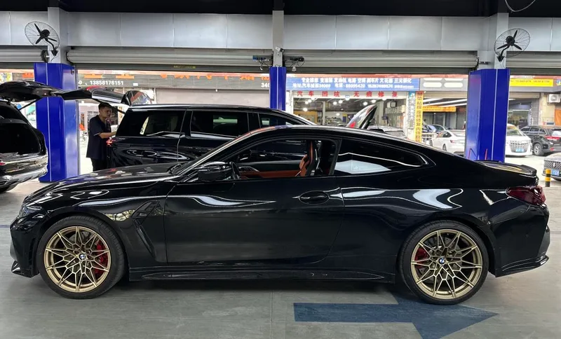 BMW M4 2024 M4 Coupé M xDrive Version Thunder extérieur photo 5 BMW M4 2024 M4 Coupé M xDrive Version Thunder extérieur photo 5