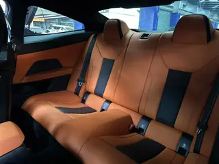 BMW M4 2024 M4 Coupé M xDrive Version Thunder intérieur photo 9 BMW M4 2024 M4 Coupé M xDrive Version Thunder intérieur photo 9