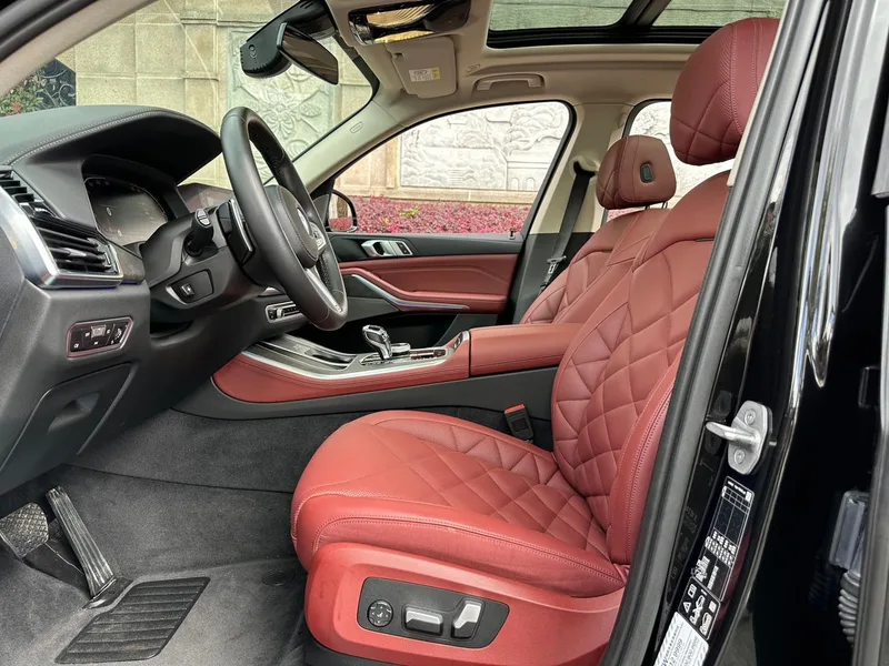 BMW X5 2022 xDrive 30Li Type de luxe M Ensemble de sport extérieur photo 5 BMW X5 2022 xDrive 30Li Type de luxe M Ensemble de sport extérieur photo 5