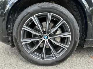 BMW X5 2022 xDrive 30Li Type de luxe M Ensemble de sport intérieur photo 16 BMW X5 2022 xDrive 30Li Type de luxe M Ensemble de sport intérieur photo 16