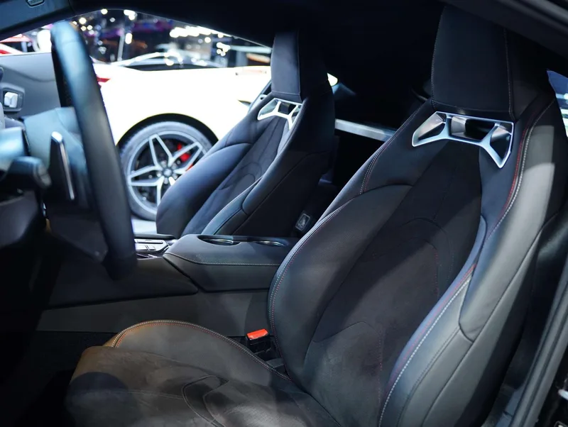 Toyota Supra 2022 Модификация GR SUPRA 3.0T Стандартный тип интерьер фото 15 Toyota Supra 2022 Модификация GR SUPRA 3.0T Стандартный тип интерьер фото 15