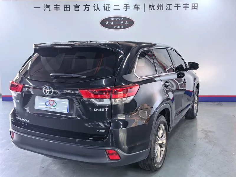 Toyota Highlander 2021 2.0T 4WD Elite Edition 7 Asiento exterior foto 4 Toyota Highlander 2021 2.0T 4WD Elite Edition 7 Asiento exterior foto 4