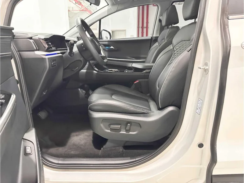 Hyundai Custo 2022 270TGDi Zhiai Flagship Edition TOP interior photo 11 Hyundai Custo 2022 270TGDi Zhiai Flagship Edition TOP interior photo 11