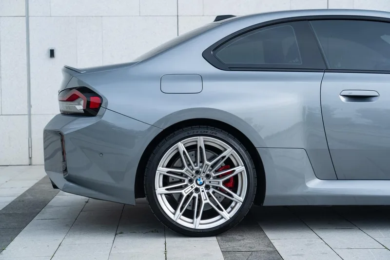 BMW M2 2024 M2 Coupé extérieur photo 5 BMW M2 2024 M2 Coupé extérieur photo 5