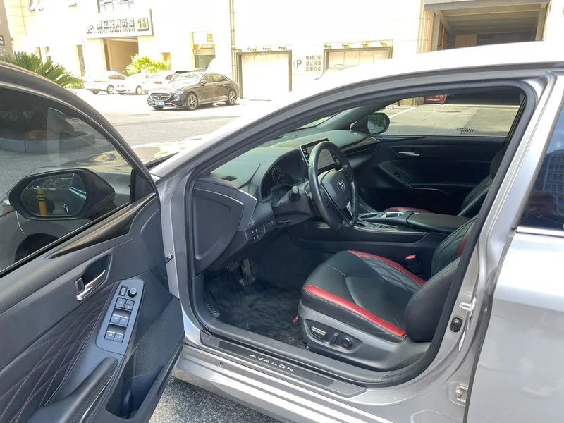 Toyota Avalon 2021 2.5L Touring Noble SPORT version interior photo 14 Toyota Avalon 2021 2.5L Touring Noble SPORT version interior photo 14