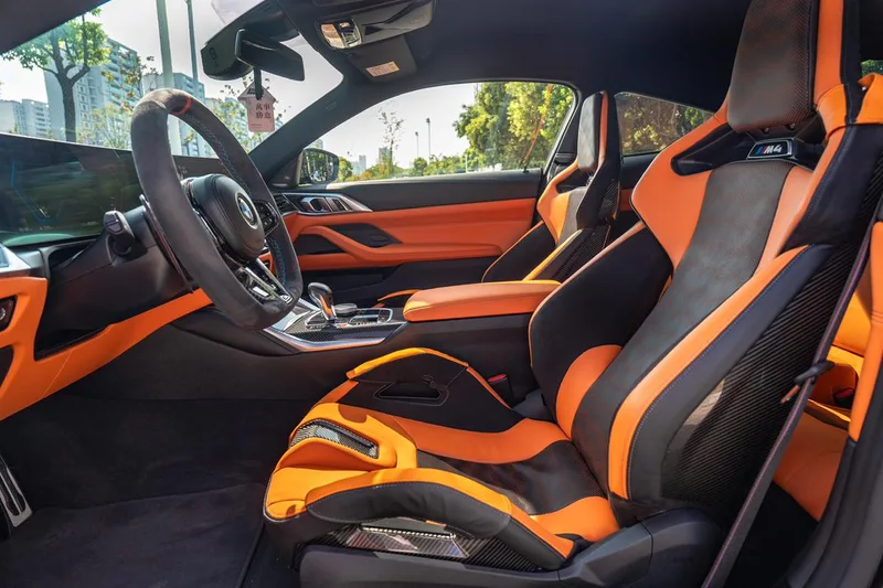 BMW M4 2024 M4 Coupe Thunder Edition interior photo 9 BMW M4 2024 M4 Coupe Thunder Edition interior photo 9