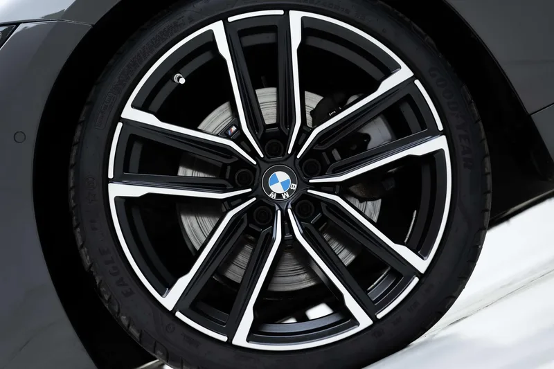 BMW 4 Series 2023 430i Convertible M Sports Night Suit exterior photo 6 BMW 4 Series 2023 430i Convertible M Sports Night Suit exterior photo 6