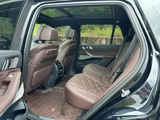 BMW X5 2023 xDrive40Li M Sports suit interior photo 14 BMW X5 2023 xDrive40Li M Sports suit interior photo 14
