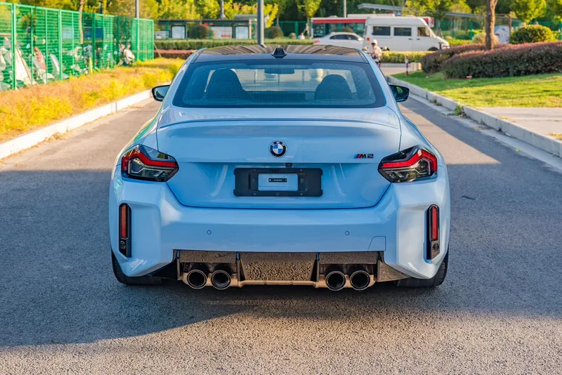 BMW M2 2024 M2 Купе экстерьер фото 5 BMW M2 2024 M2 Купе экстерьер фото 5