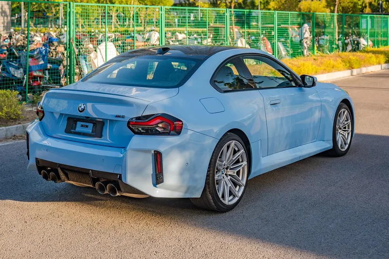 BMW M2 2024 M2 Купе экстерьер фото 6 BMW M2 2024 M2 Купе экстерьер фото 6