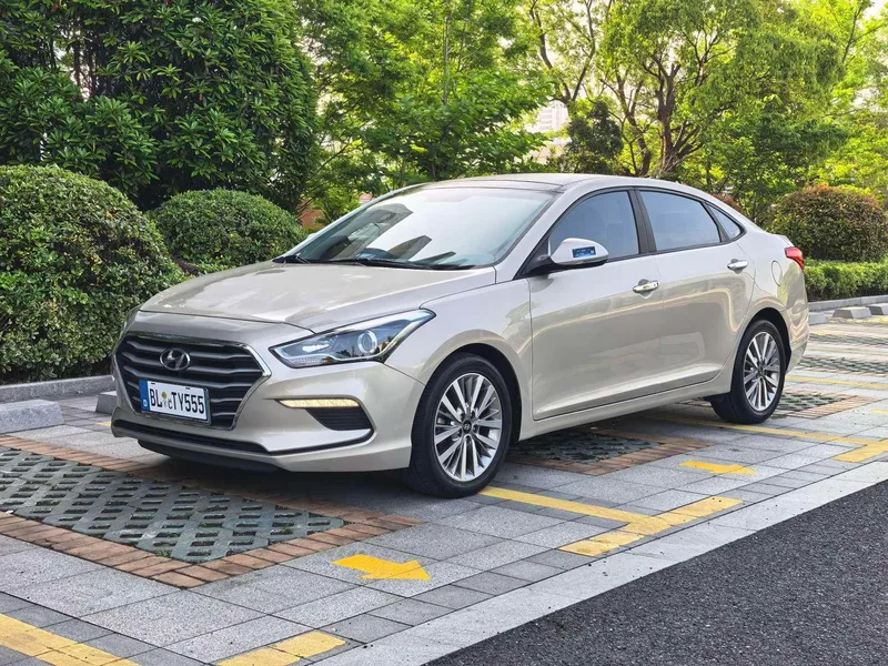 Hyundai Mistra 2019 1.8L automatic intelligent type GLS Commemorative edition Country VI exterior photo 1 Hyundai Mistra 2019 1.8L automatic intelligent type GLS Commemorative edition Country VI exterior photo 1