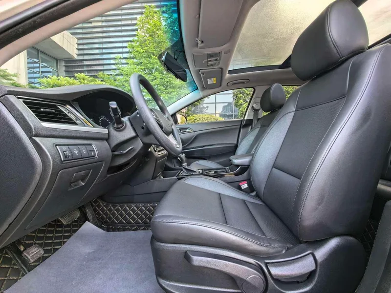 Hyundai Mistra 2019 1.8L automatic intelligent type GLS Commemorative edition Country VI interior photo 6 Hyundai Mistra 2019 1.8L automatic intelligent type GLS Commemorative edition Country VI interior photo 6