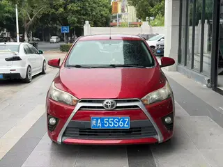 Toyota Yaris L 2014 1.5G Автоматическая версия экстерьер фото 2 Toyota Yaris L 2014 1.5G Автоматическая версия экстерьер фото 2