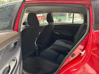 Toyota Yaris L 2014 1.5G Автоматическая версия интерьер фото 6 Toyota Yaris L 2014 1.5G Автоматическая версия интерьер фото 6