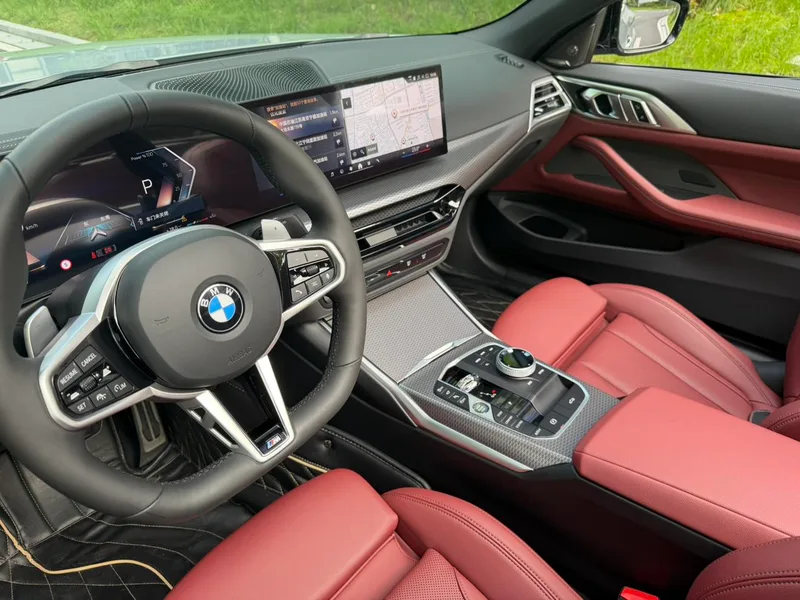 BMW 4 Series 2024 430i M Set de nuit de sport intérieur photo 12 BMW 4 Series 2024 430i M Set de nuit de sport intérieur photo 12