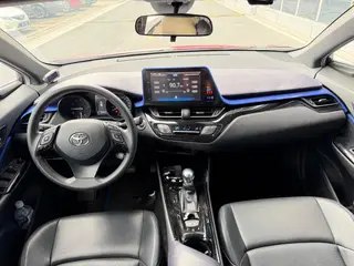 Toyota C-HR 2020 2.0L Leading Edition interior photo 10 Toyota C-HR 2020 2.0L Leading Edition interior photo 10