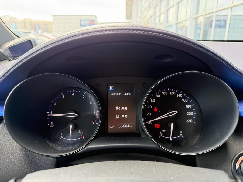 Toyota C-HR 2020 2.0L Leading Edition interior photo 13 Toyota C-HR 2020 2.0L Leading Edition interior photo 13