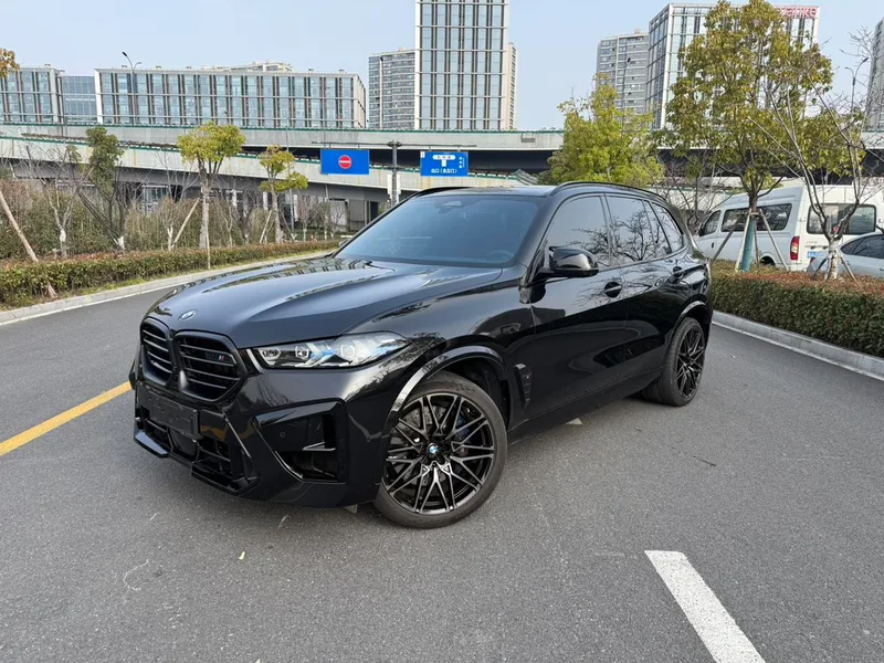 BMW X5 M 2023 X5 M Versión Thunder exterior foto 1 BMW X5 M 2023 X5 M Versión Thunder exterior foto 1