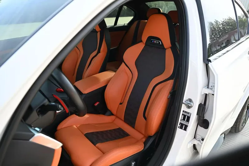 BMW M3 2024 M3 Четырехдверный седан Гром издание экстерьер фото 6 BMW M3 2024 M3 Четырехдверный седан Гром издание экстерьер фото 6