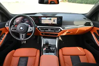 BMW M3 2024 M3 Четырехдверный седан Гром издание интерьер фото 7 BMW M3 2024 M3 Четырехдверный седан Гром издание интерьер фото 7