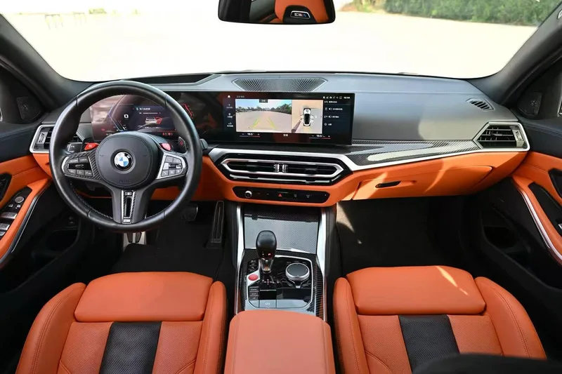 BMW M3 2024 M3 Четырехдверный седан Гром издание интерьер фото 7 BMW M3 2024 M3 Четырехдверный седан Гром издание интерьер фото 7