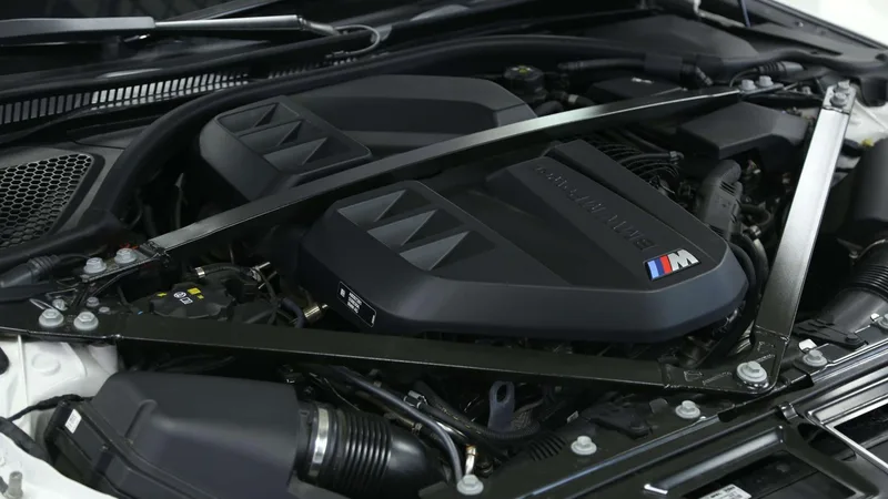 BMW M3 2024 M3 Четырехдверный седан Гром издание интерьер фото 11 BMW M3 2024 M3 Четырехдверный седан Гром издание интерьер фото 11