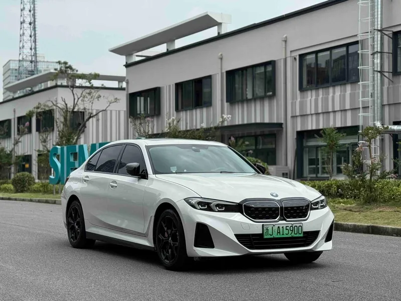 BMW i3 2023 eDrive40L Ночной костюм экстерьер фото 3 BMW i3 2023 eDrive40L Ночной костюм экстерьер фото 3