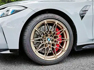 BMW M3 2024 M3 four-door sedan M xDrive Thunder Edition interior photo 18 BMW M3 2024 M3 four-door sedan M xDrive Thunder Edition interior photo 18