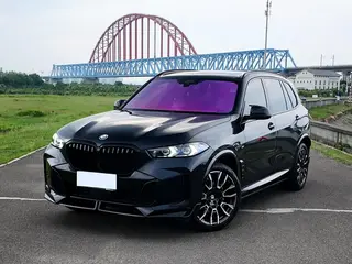 BMW X5 2023 xDrive40Li M Sports Night Suit