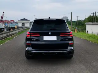BMW X5 2023 xDrive40Li M Sports Night Suit exterior photo 10 BMW X5 2023 xDrive40Li M Sports Night Suit exterior photo 10