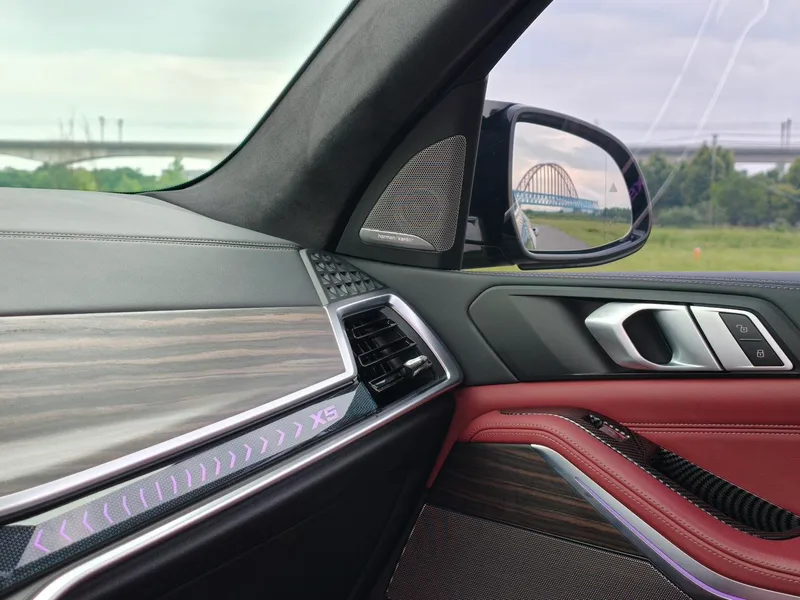 BMW X5 2023 xDrive40Li M Sports Night Suit interior photo 19 BMW X5 2023 xDrive40Li M Sports Night Suit interior photo 19
