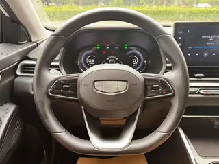 Geely Emgrand 2023 4th Gen Champion Edition 1.5L CVT Premium Trim interior photo 13