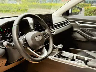 Geely Emgrand 2023 4th Gen Champion Edition 1.5L CVT Premium Trim interior photo 14