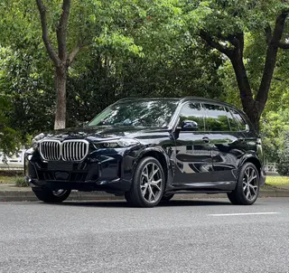 BMW X5 2023 xDrive30Li Tipo de lujo M Traje nocturno deportivo Yao