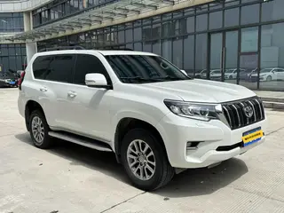 Toyota Prado 2018 3.5L Automático TX-L exterior foto 3 Toyota Prado 2018 3.5L Automático TX-L exterior foto 3