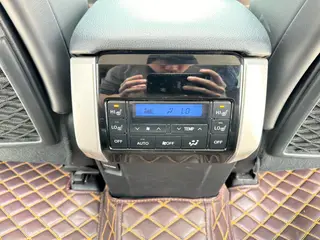 Toyota Prado 2018 3.5L Automático TX-L interior foto 14 Toyota Prado 2018 3.5L Automático TX-L interior foto 14