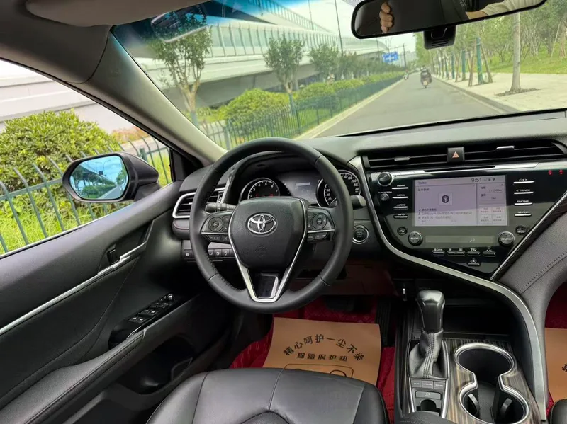Toyota Camry 2018 2.5G Version de luxe extérieur photo 8 Toyota Camry 2018 2.5G Version de luxe extérieur photo 8