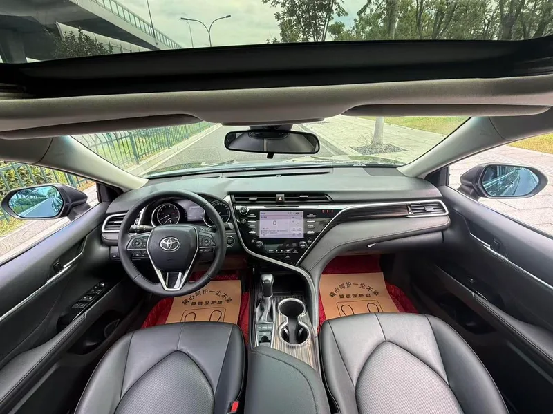 Toyota Camry 2018 2.5G Version de luxe intérieur photo 11 Toyota Camry 2018 2.5G Version de luxe intérieur photo 11