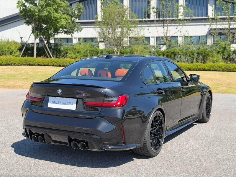 BMW M3 2024 M3 Четырехдверный седан Гром издание экстерьер фото 5 BMW M3 2024 M3 Четырехдверный седан Гром издание экстерьер фото 5