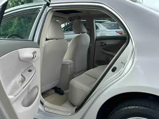 Toyota Corolla 2008 1.8L Automatique GL-i Toit ouvrant édition spéciale extérieur photo 5 Toyota Corolla 2008 1.8L Automatique GL-i Toit ouvrant édition spéciale extérieur photo 5