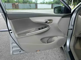 Toyota Corolla 2008 1.8L Automatique GL-i Toit ouvrant édition spéciale extérieur photo 7 Toyota Corolla 2008 1.8L Automatique GL-i Toit ouvrant édition spéciale extérieur photo 7