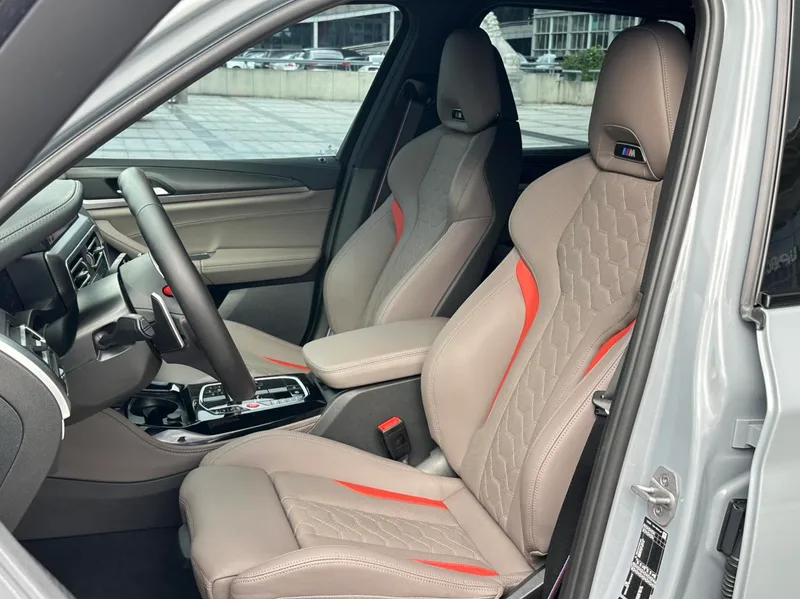 BMW X3 M 2022 X3 M Thunder Edition interior photo 17 BMW X3 M 2022 X3 M Thunder Edition interior photo 17