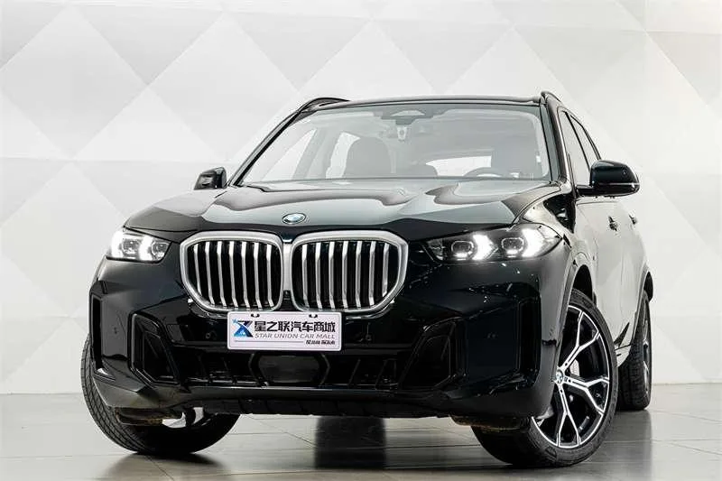 BMW X5 2023 xDrive30Li Premium Class M Sports Night Suit exterior photo 3 BMW X5 2023 xDrive30Li Premium Class M Sports Night Suit exterior photo 3