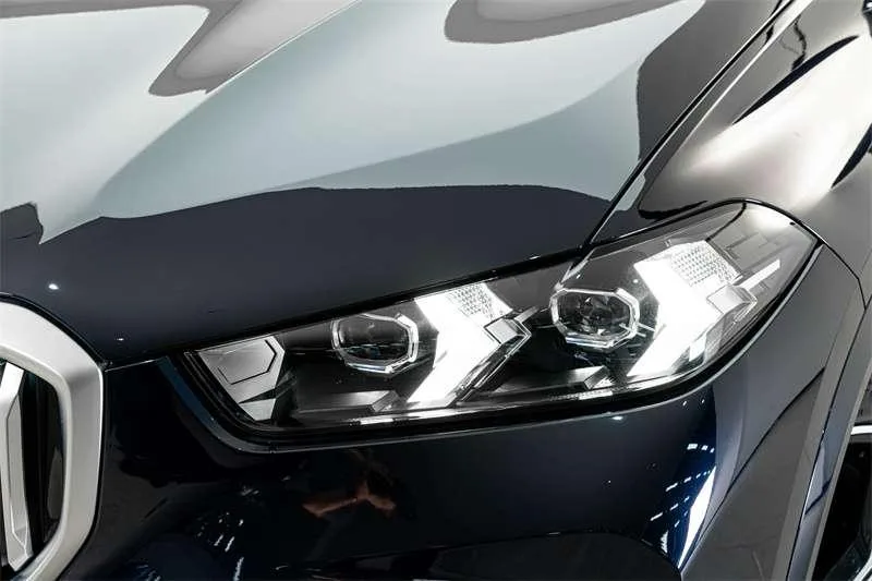 BMW X5 2023 xDrive30Li Premium Class M Sports Night Suit exterior photo 4 BMW X5 2023 xDrive30Li Premium Class M Sports Night Suit exterior photo 4