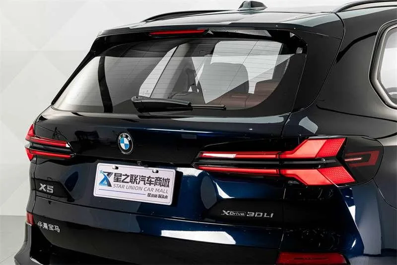 BMW X5 2023 xDrive30Li Premium Class M Sports Night Suit exterior photo 8 BMW X5 2023 xDrive30Li Premium Class M Sports Night Suit exterior photo 8